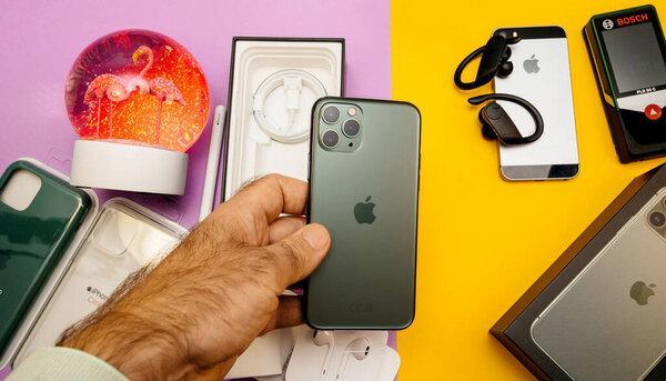 最新 iPhone 11 Pro 的三相机镜头